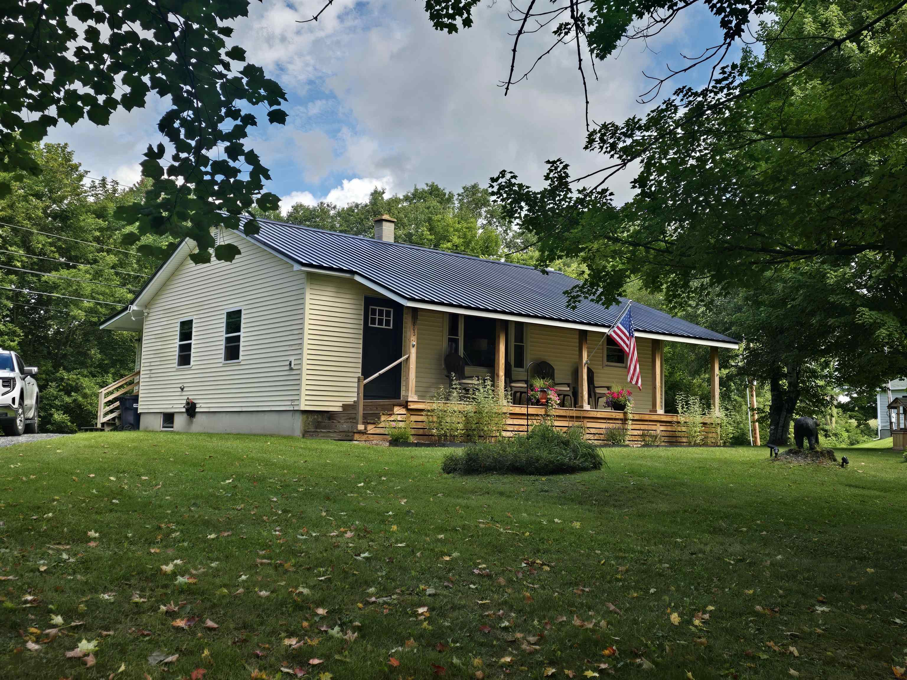 1802 Darling Hill Road Property Photo 1