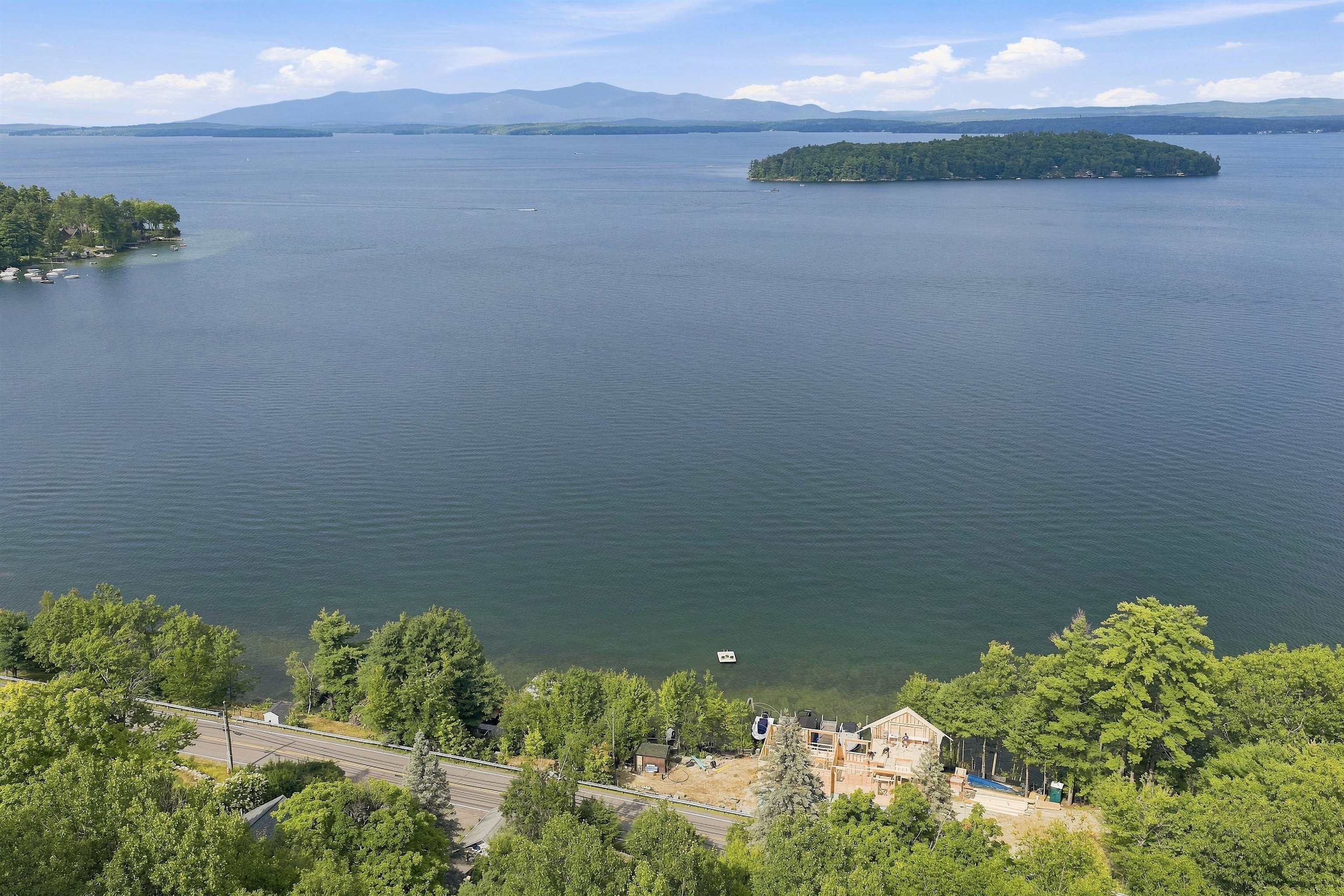 2885 Lake Shore Road Property Photo 1