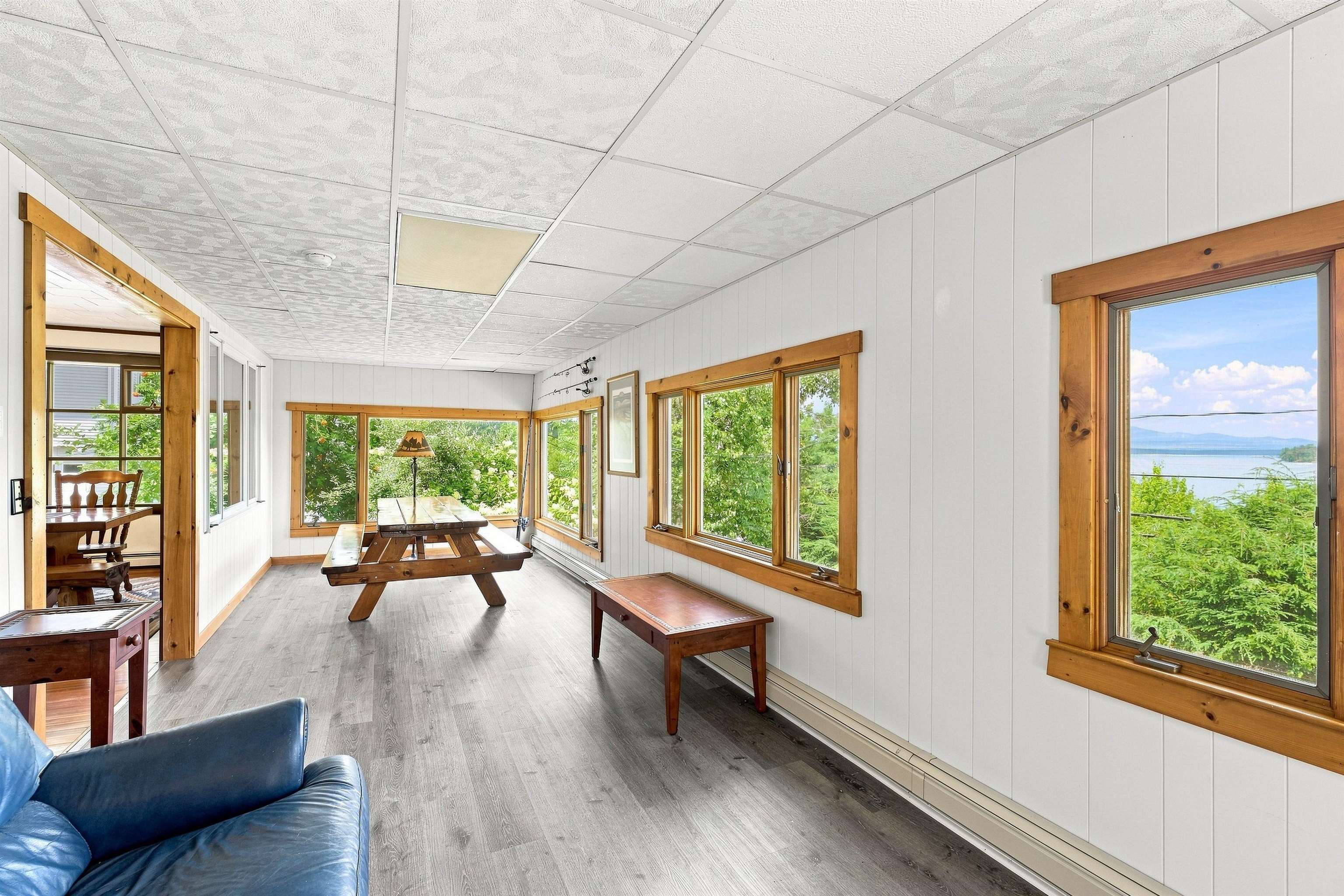 2885 Lake Shore Road Property Photo 18