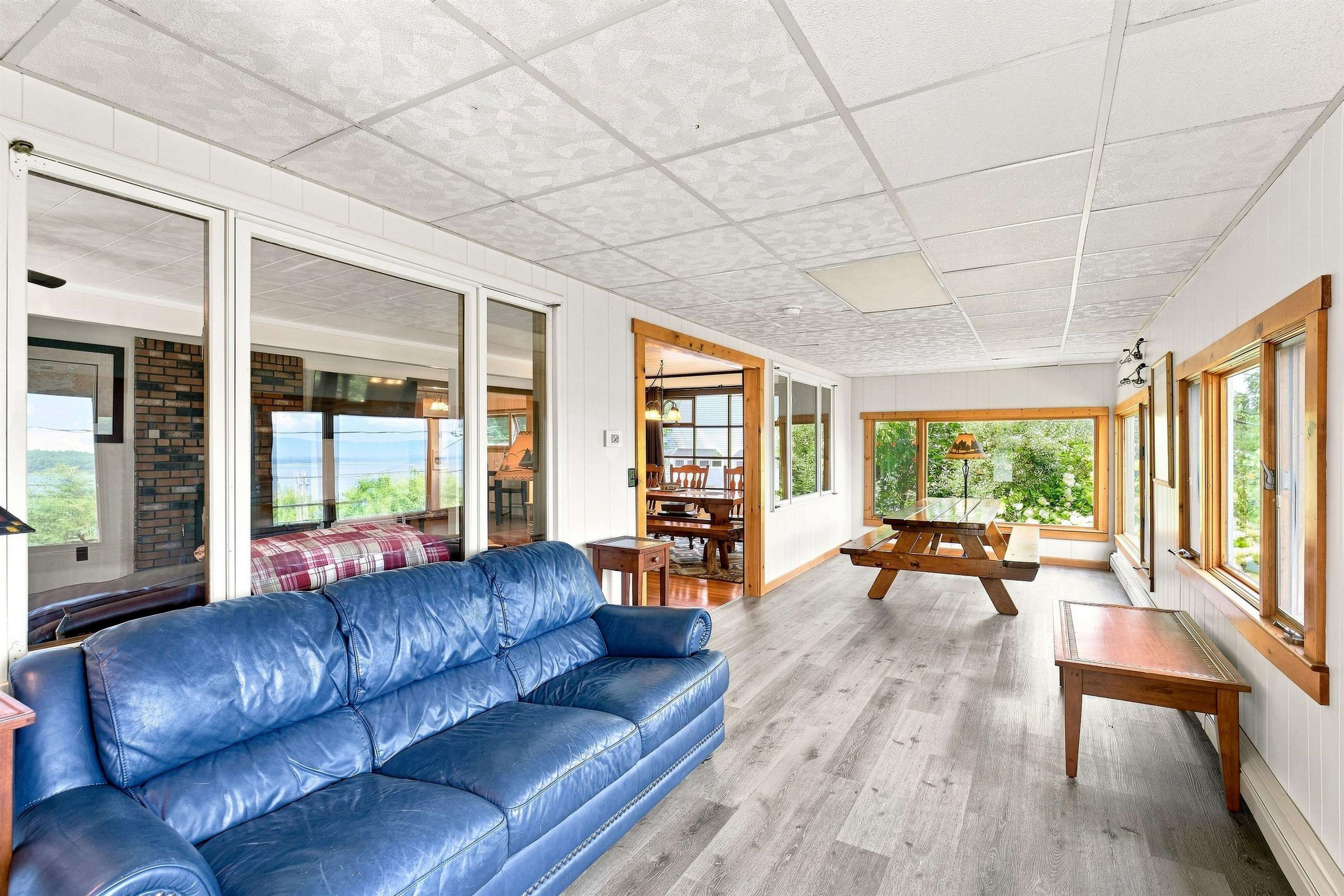 2885 Lake Shore Road Property Photo 19