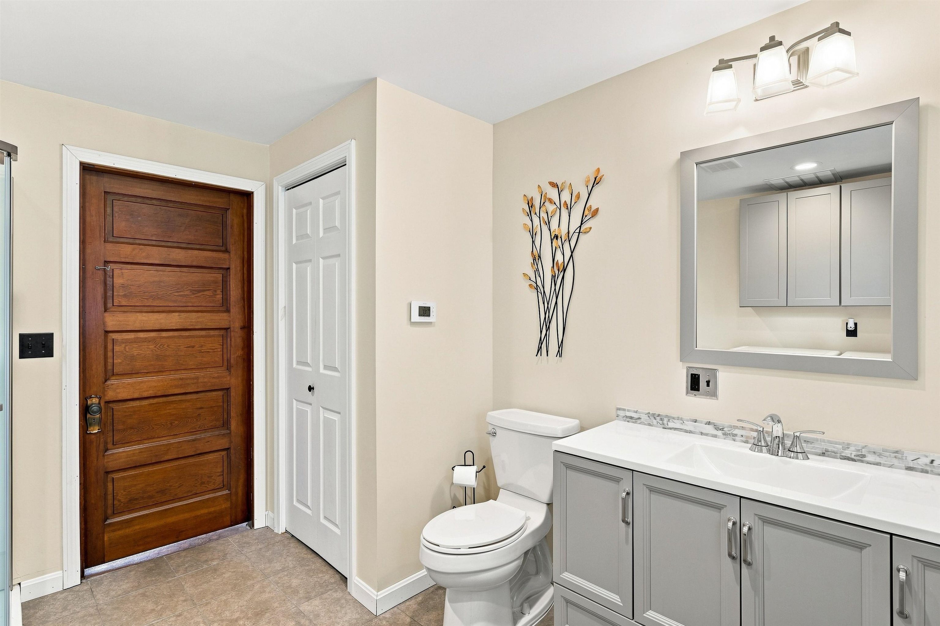 2885 Lake Shore Road Property Photo 32