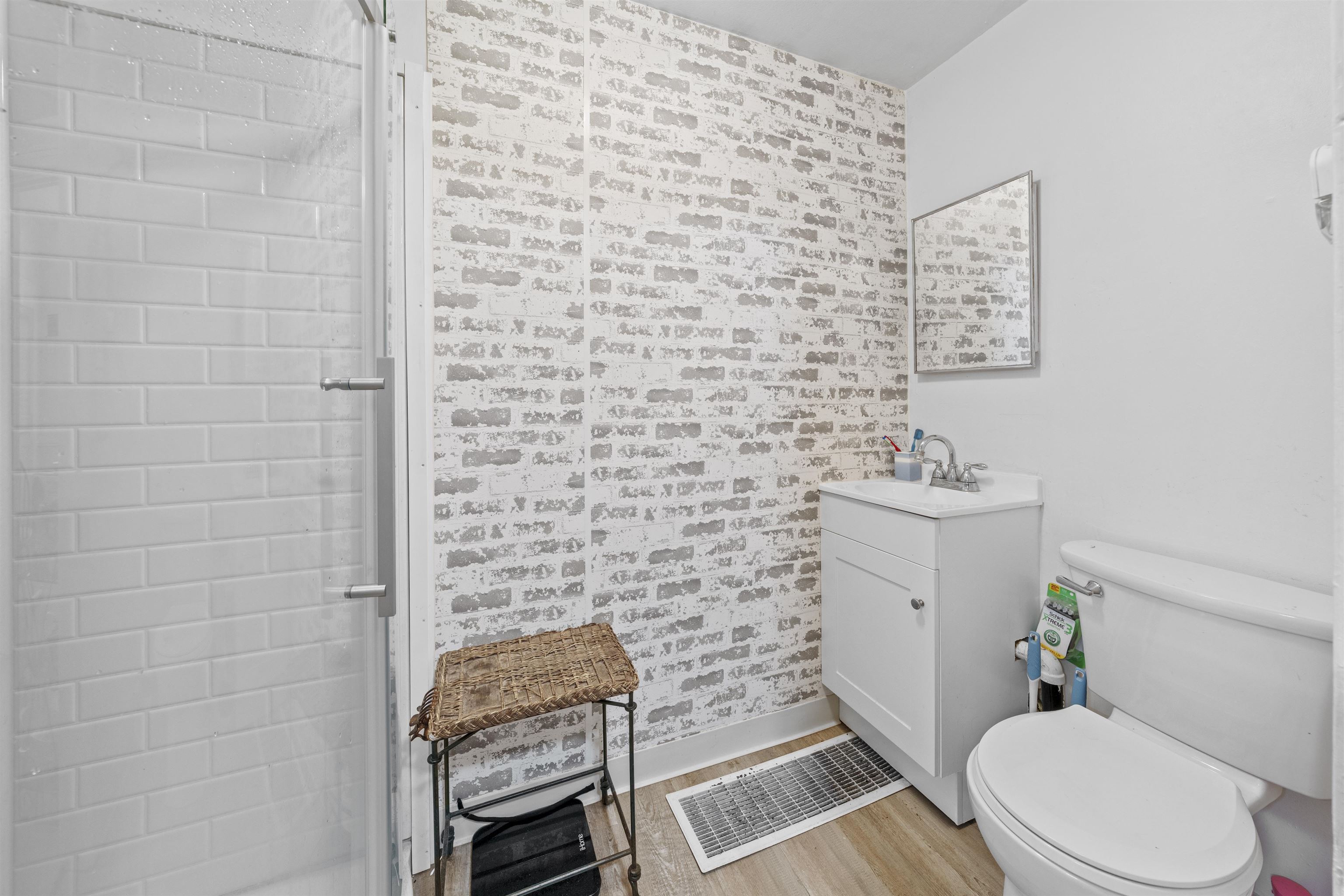 12 Elm Street Property Photo 23