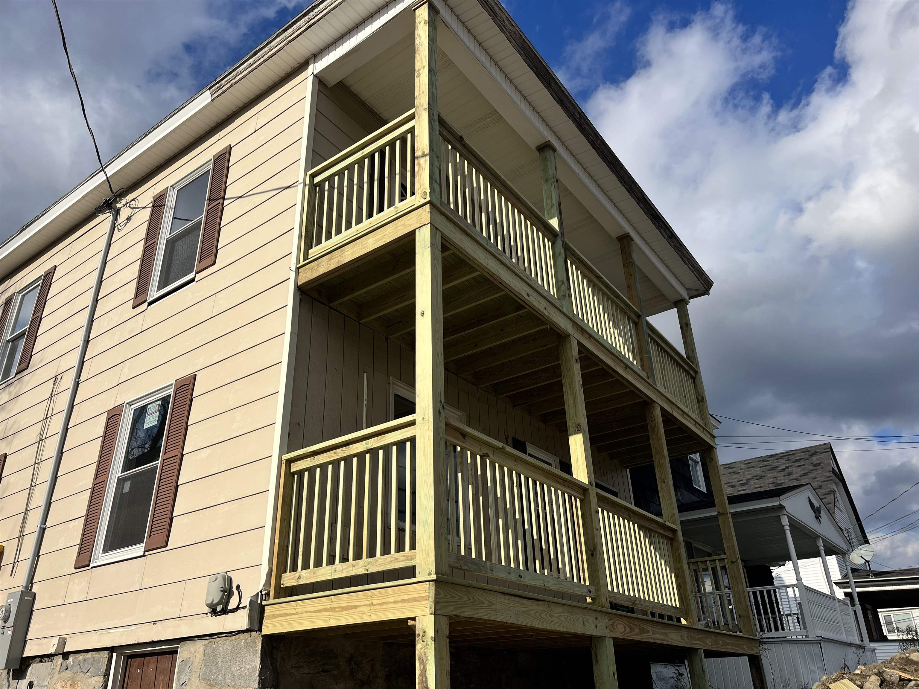 767 Second Avenue Property Photo 1