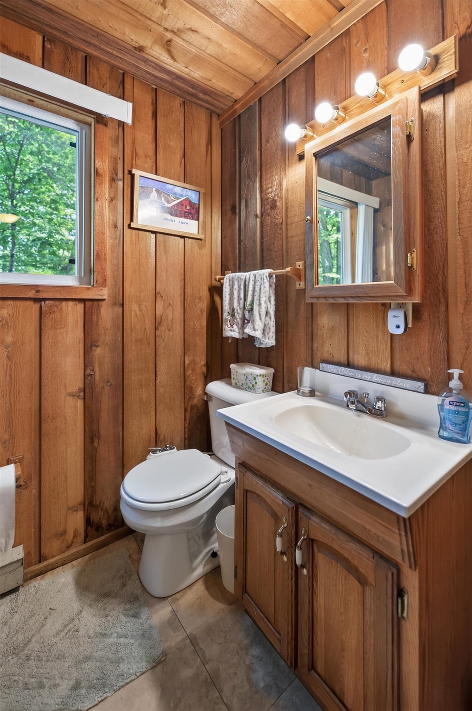 3 Woodchuck Lane Property Photo 9