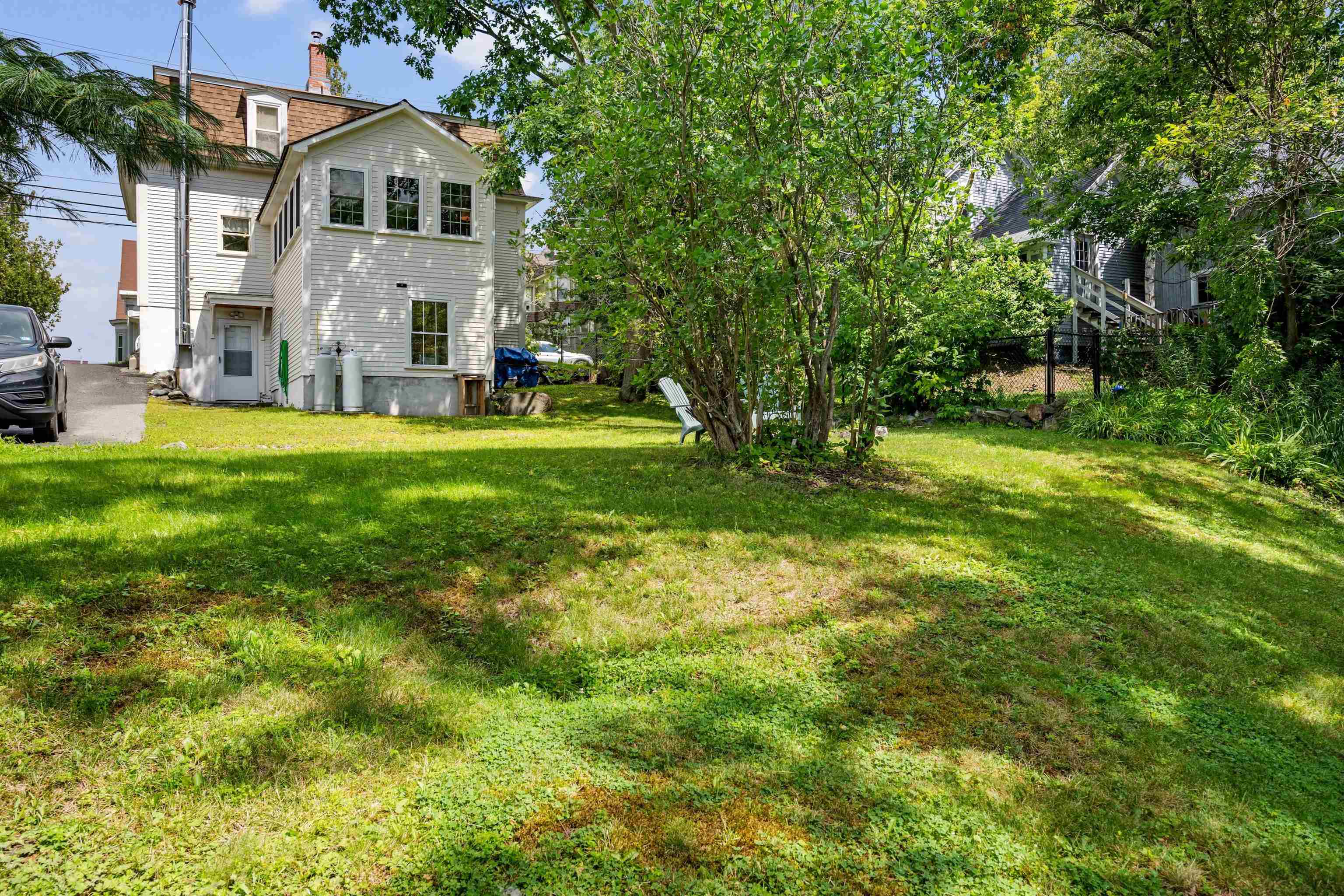 47 Middle Street Property Photo 5