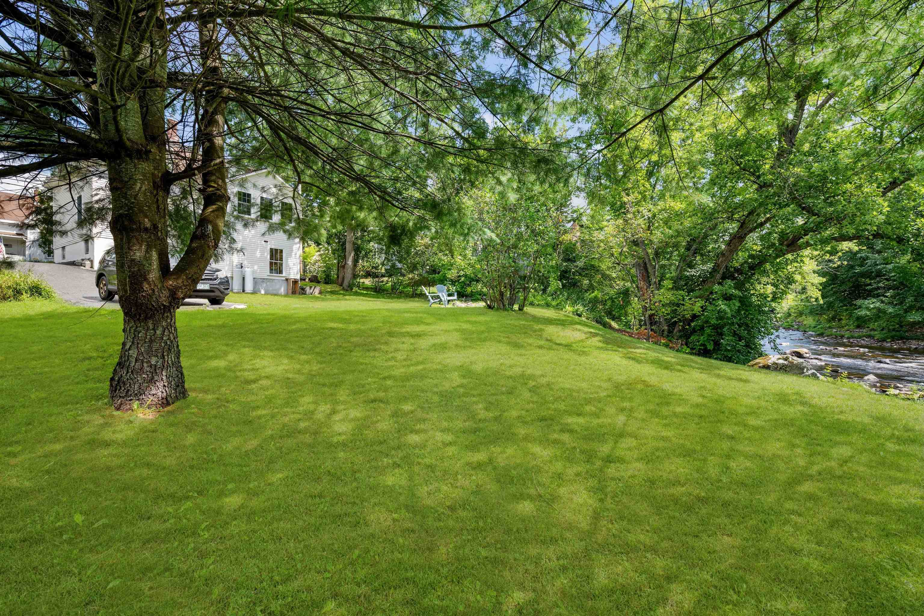 47 Middle Street Property Photo 9