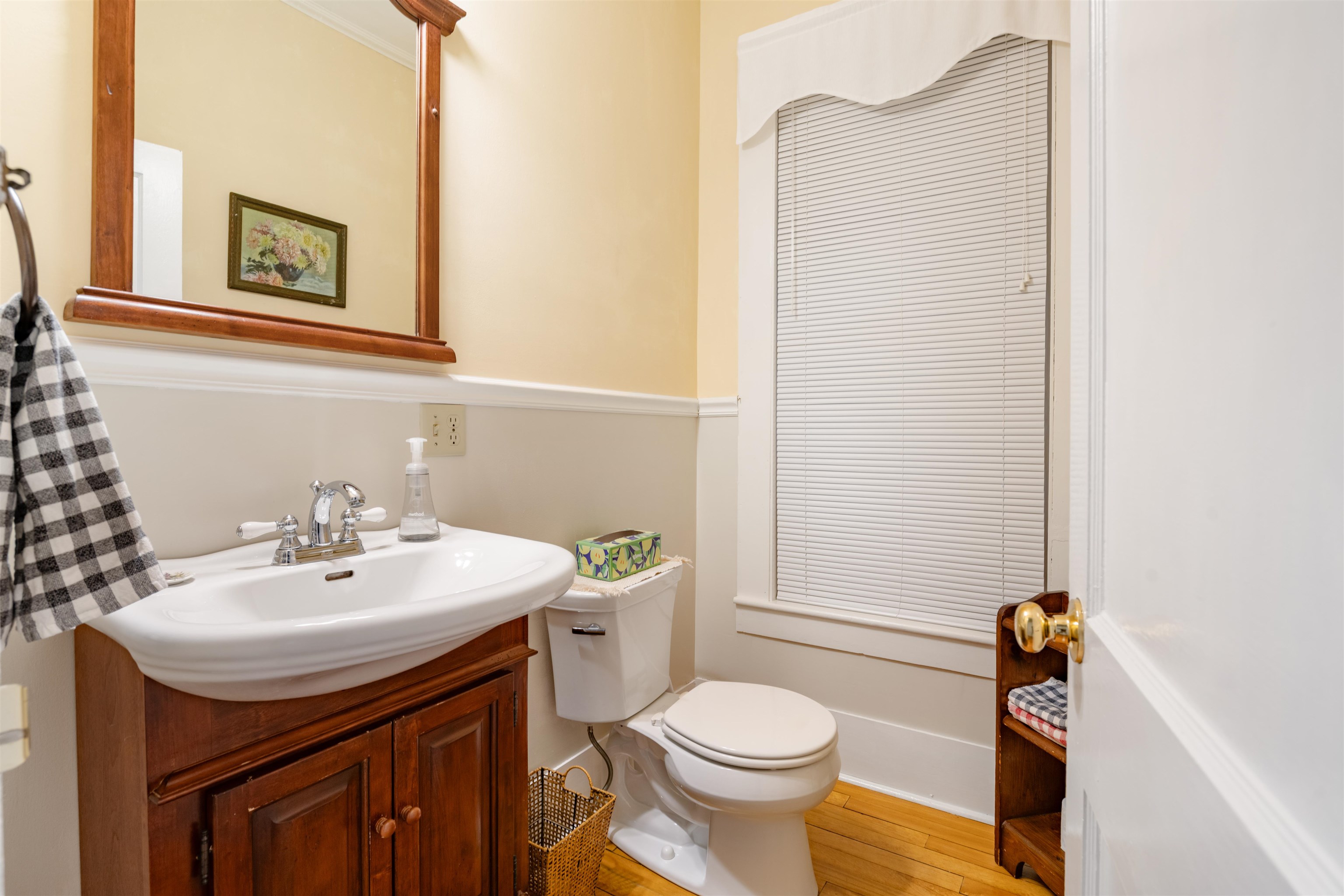 47 Middle Street Property Photo 23