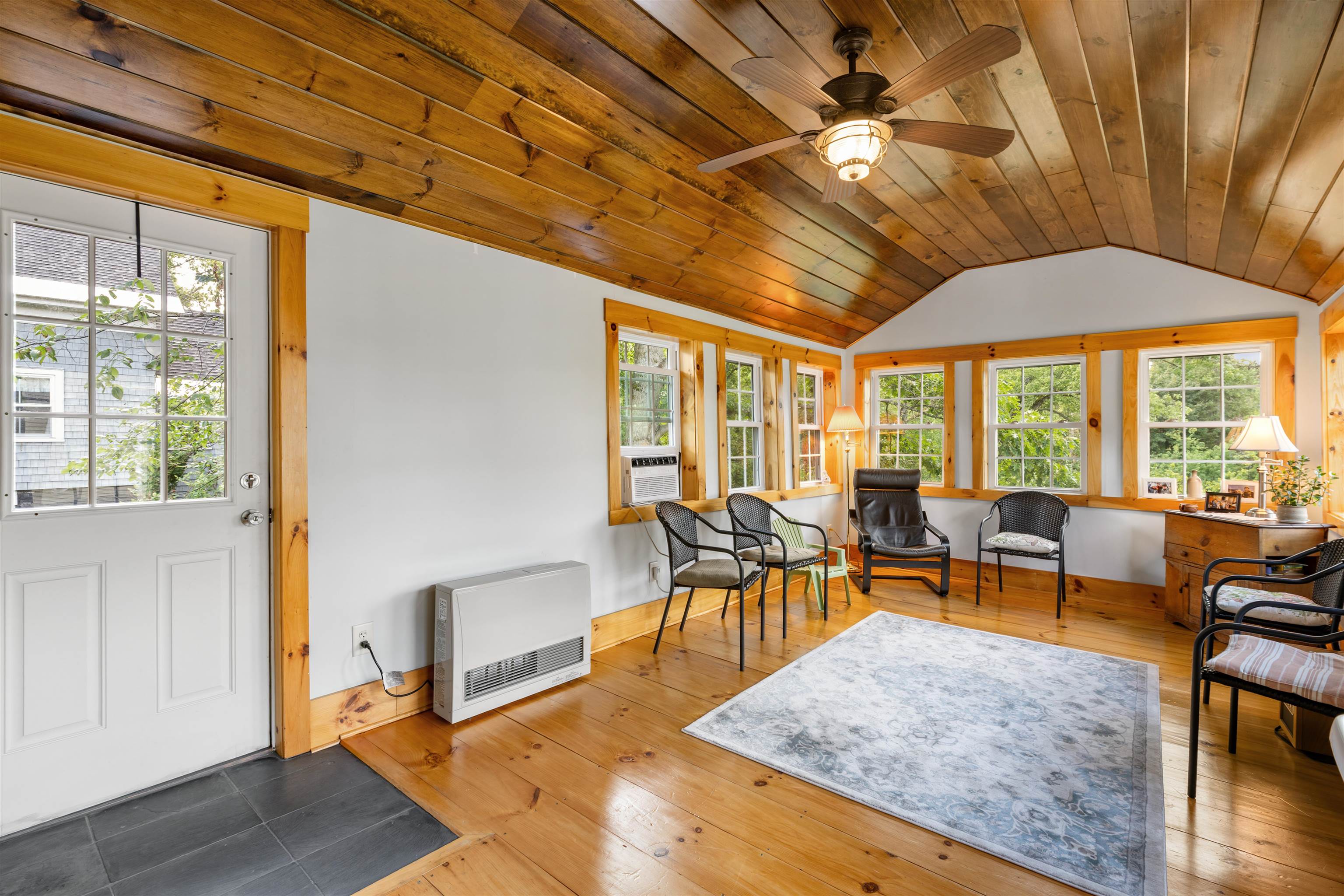 47 Middle Street Property Photo 26