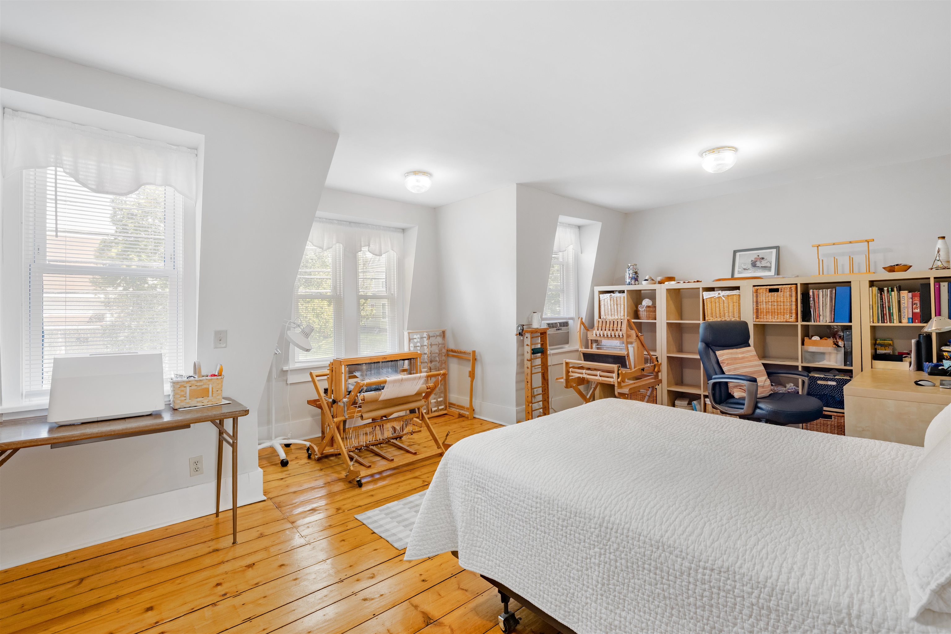 47 Middle Street Property Photo 31