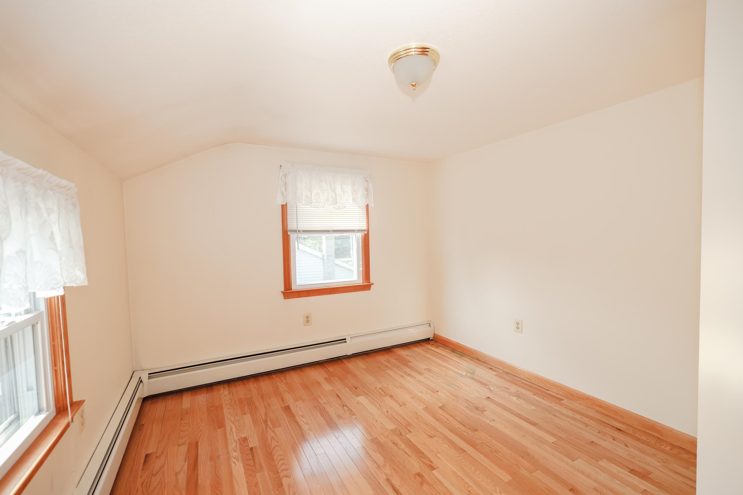 9 Roby Street Property Photo 28