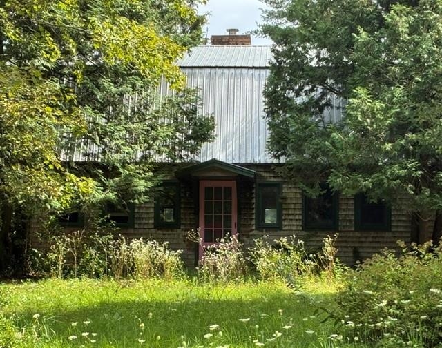 1049 Barker Road Property Photo 1