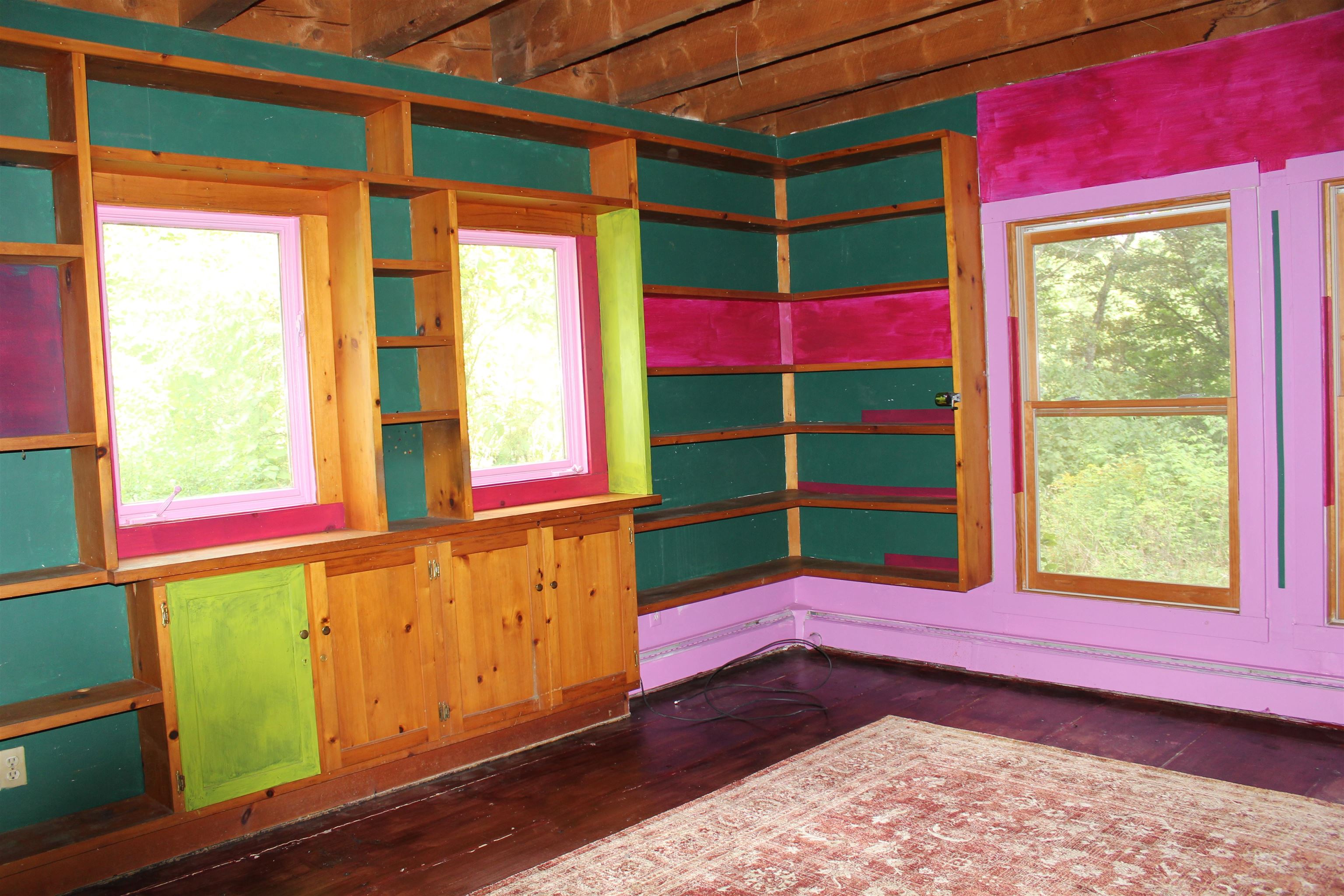 1049 Barker Road Property Photo 22