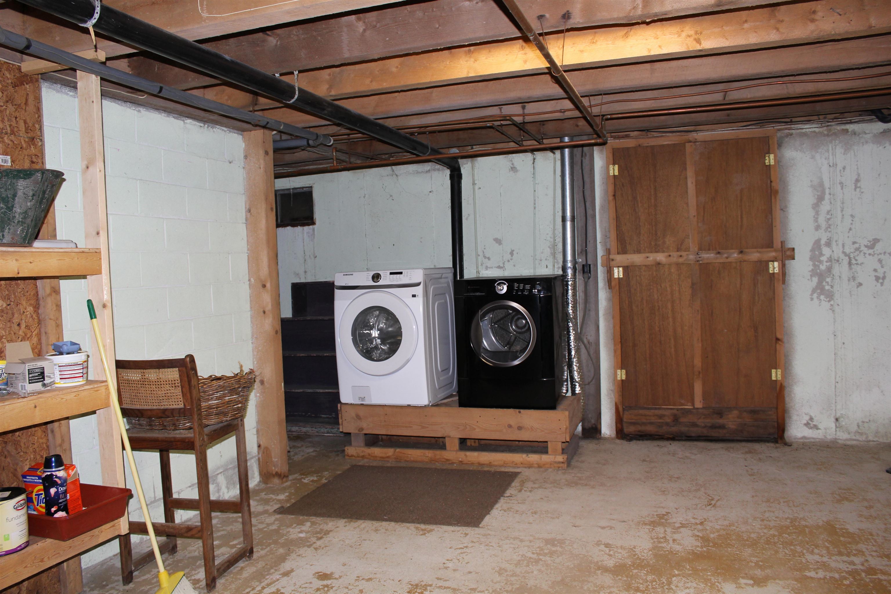 1049 Barker Road Property Photo 46