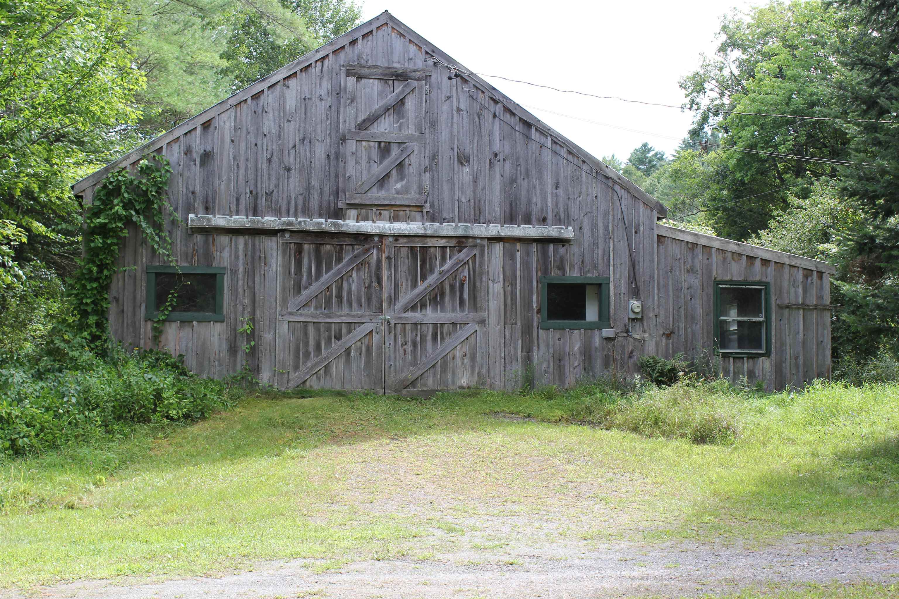 1049 Barker Road Property Photo 52
