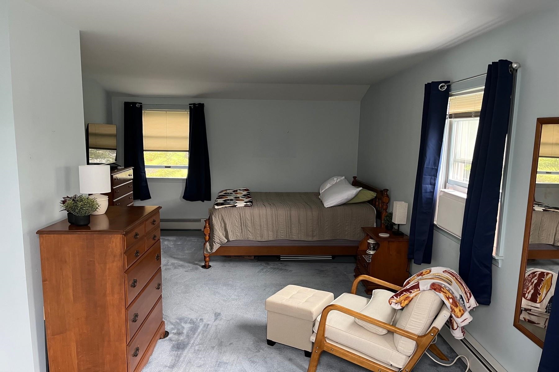 25 Center Street Property Photo 48