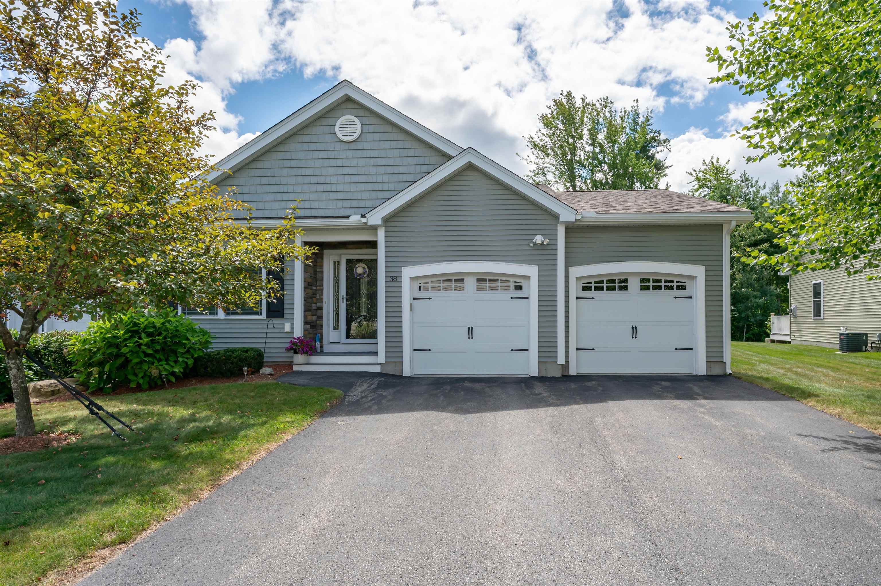 38 Sagewood Drive Property Photo 2