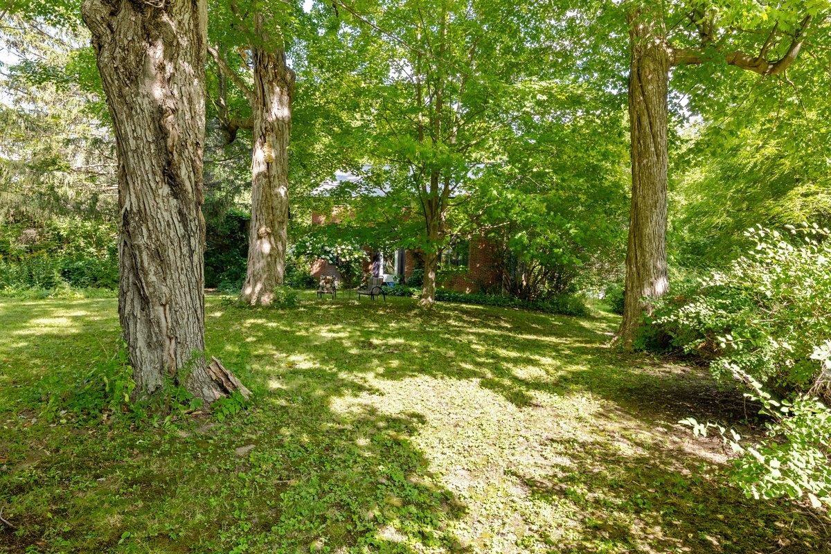 263 South Main Street Property Photo 6