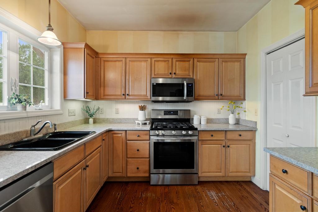 70 Old Academy Street Property Photo 16