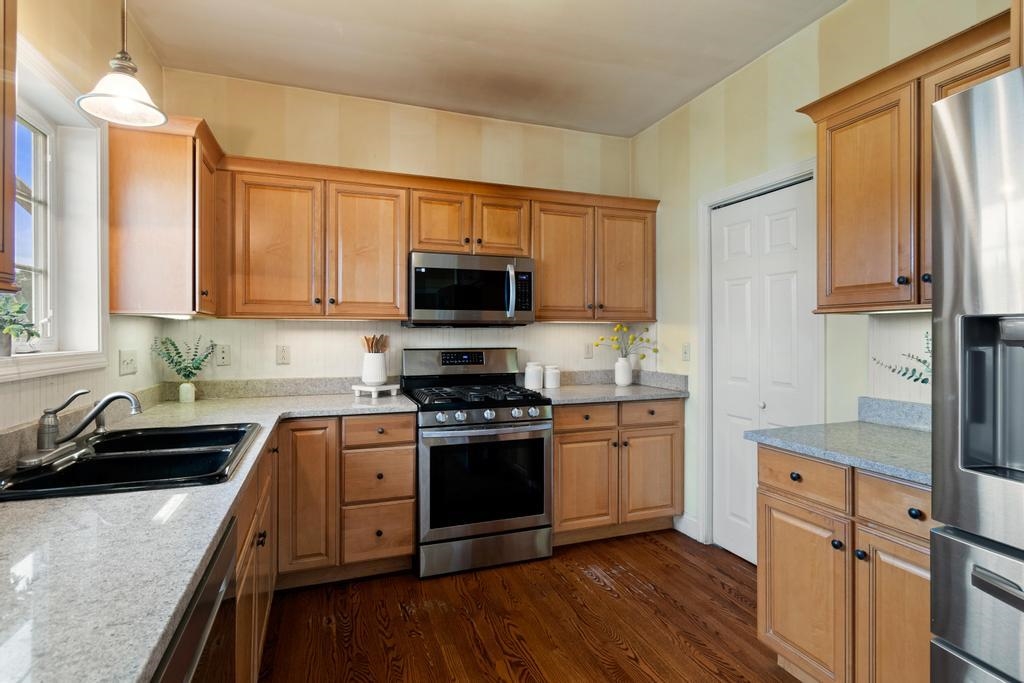 70 Old Academy Street Property Photo 17