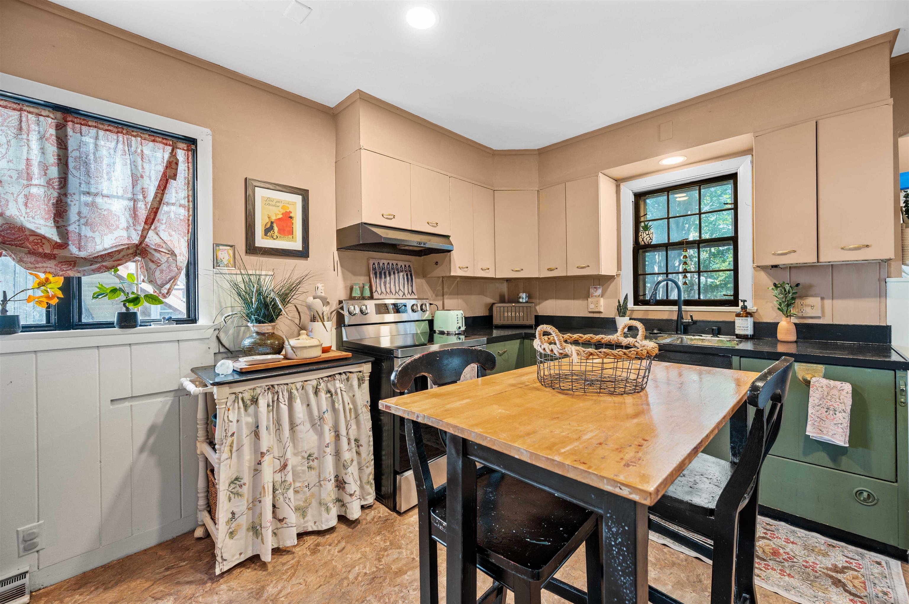 4 Cliff Street Property Photo 10
