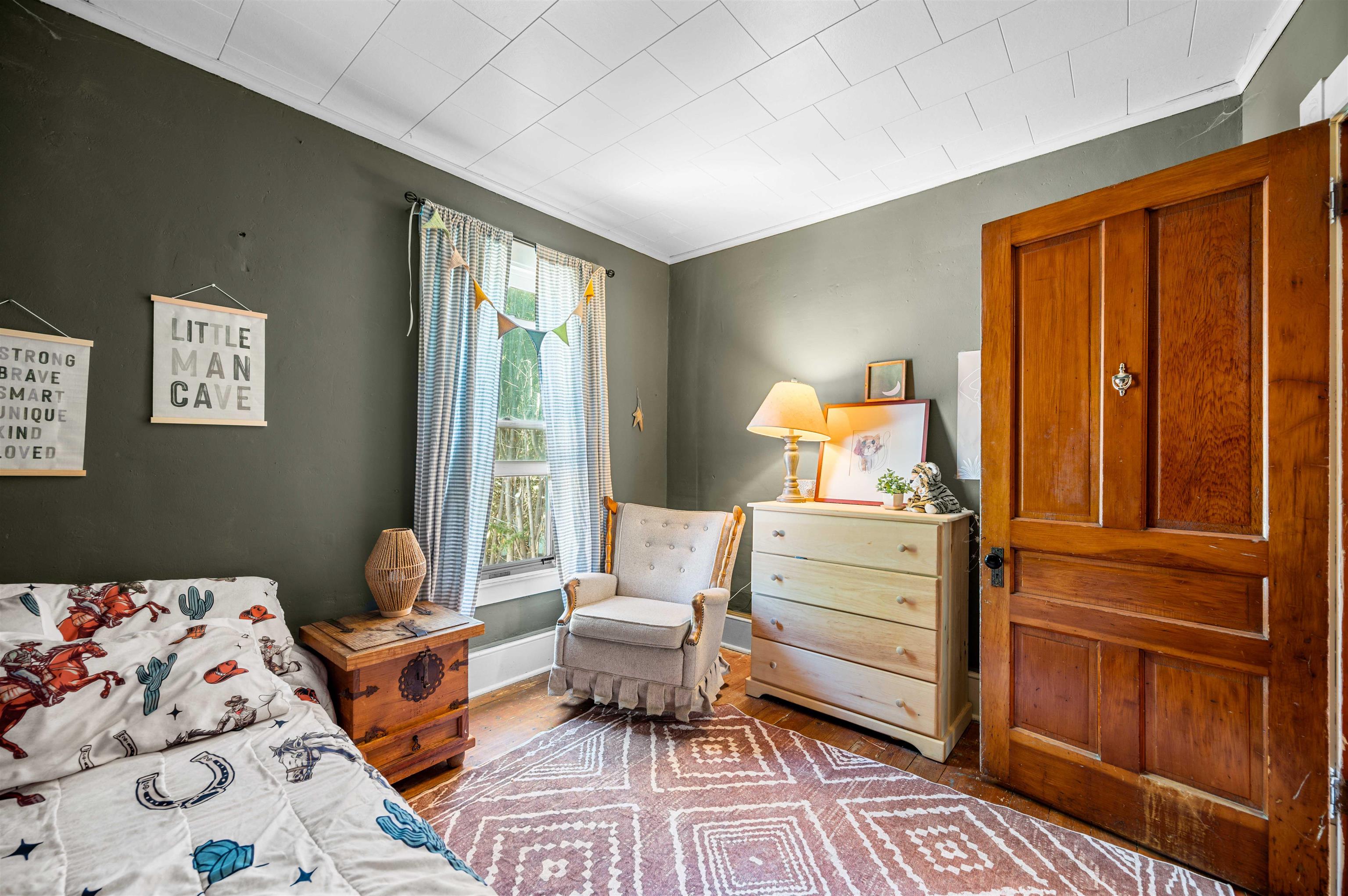 4 Cliff Street Property Photo 32