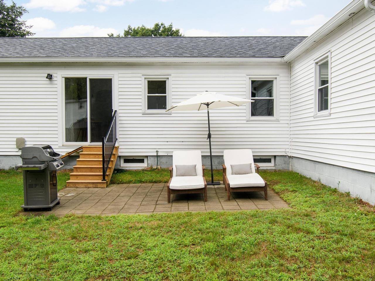 42 Hardy Avenue Property Photo 22