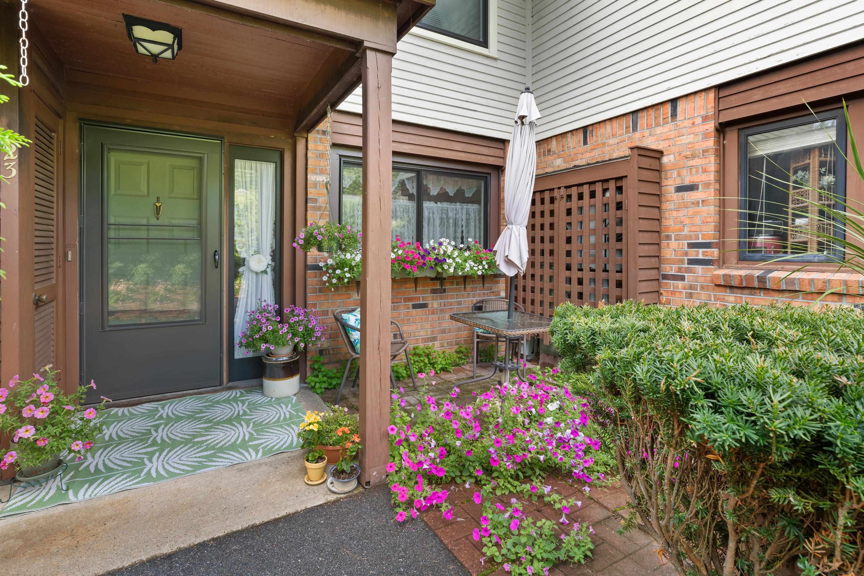 23 Wrisley Court Property Photo 3