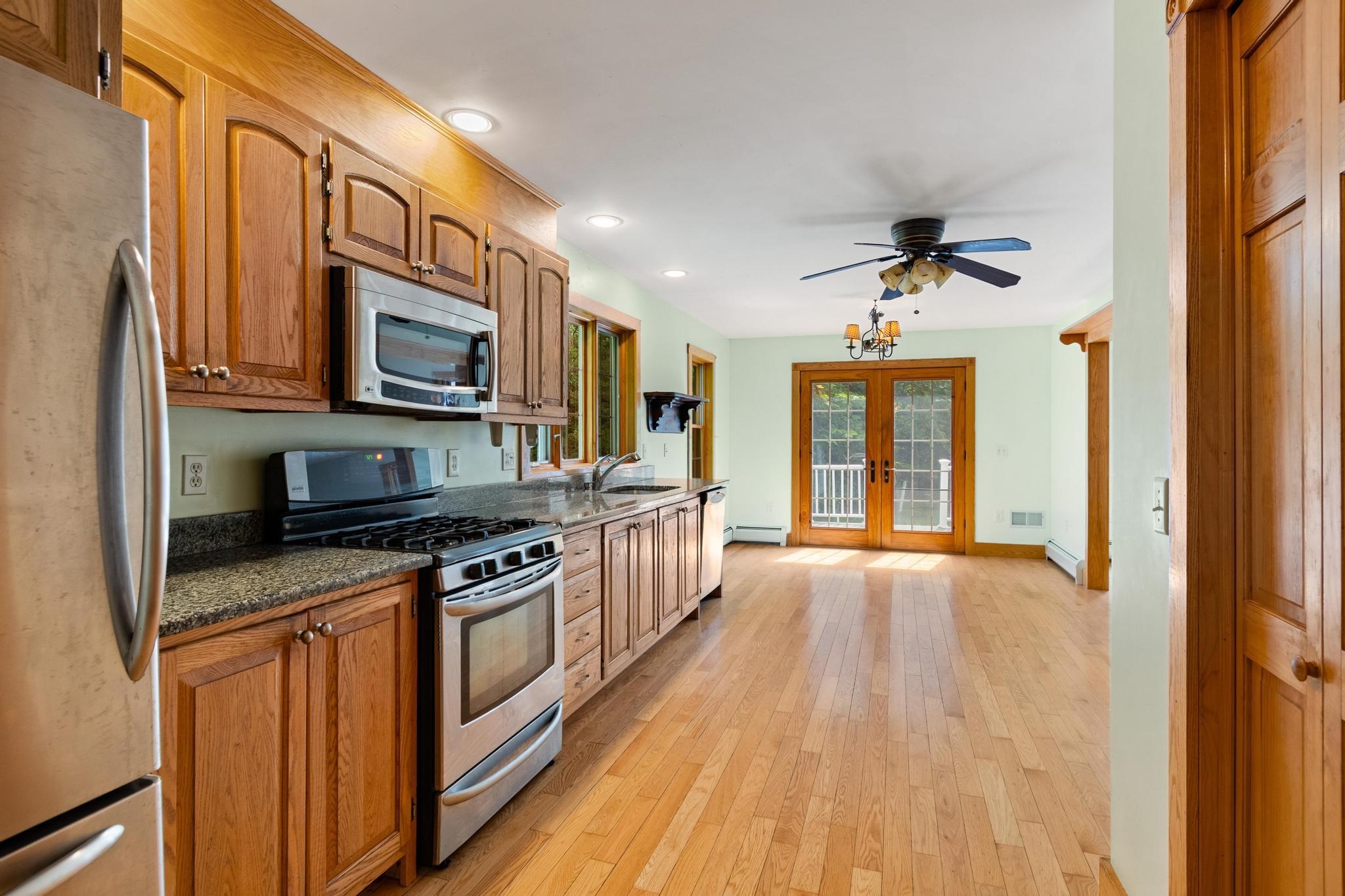 98 White Tail Lane Property Photo 13