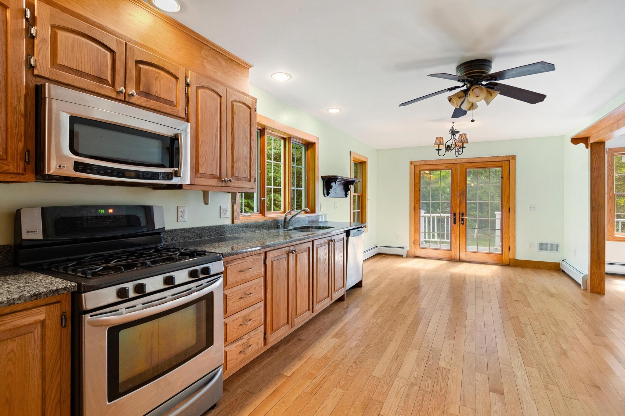 98 White Tail Lane Property Photo 15