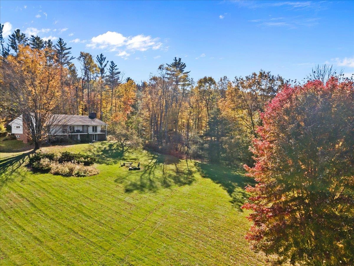 60 Snowdrift Lane Property Photo 3