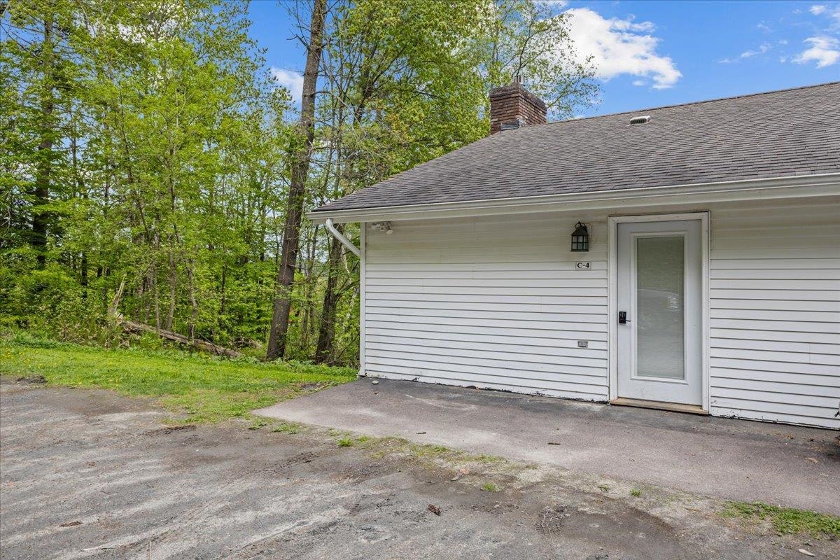 60 Snowdrift Lane Property Photo 6