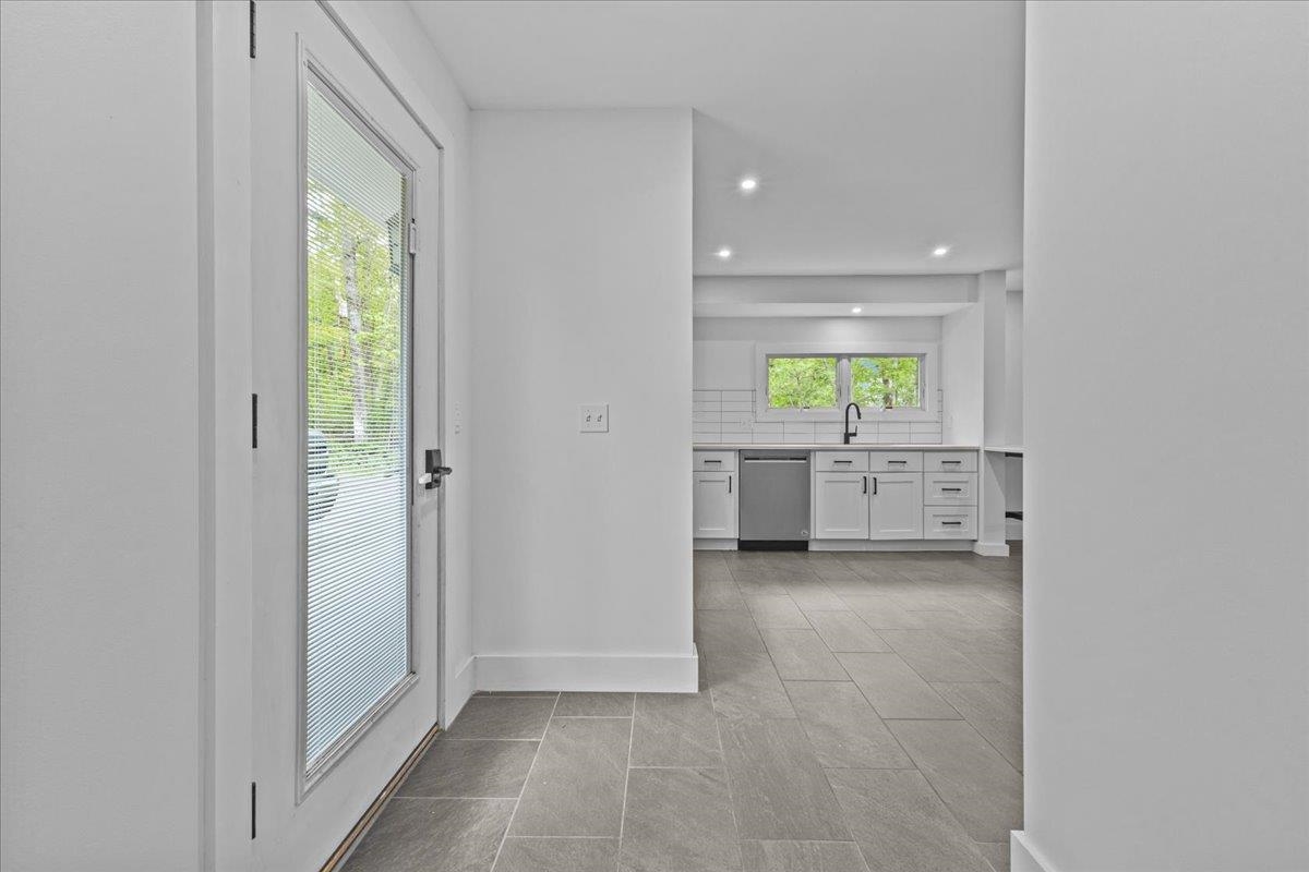 60 Snowdrift Lane Property Photo 8