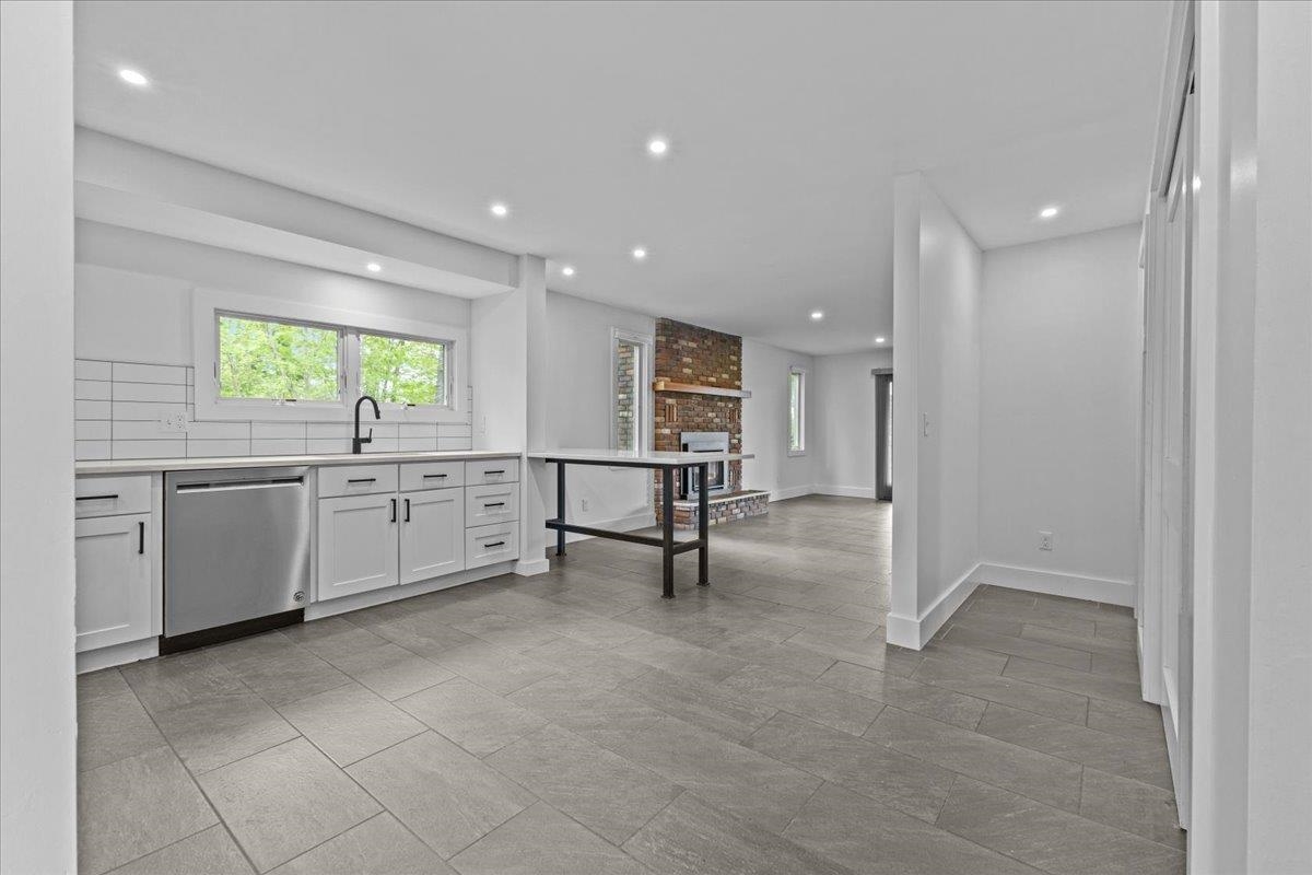 60 Snowdrift Lane Property Photo 11