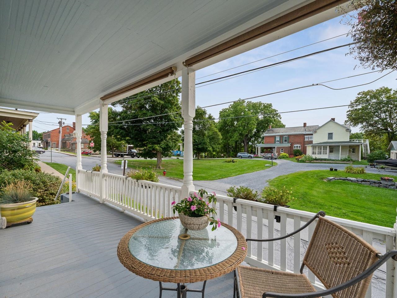 18 North Maple Street Property Photo 6