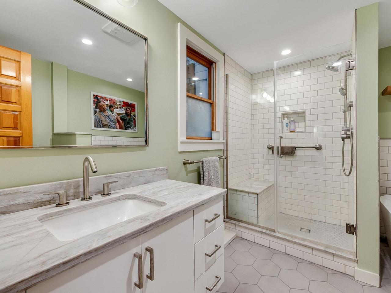 18 North Maple Street Property Photo 16