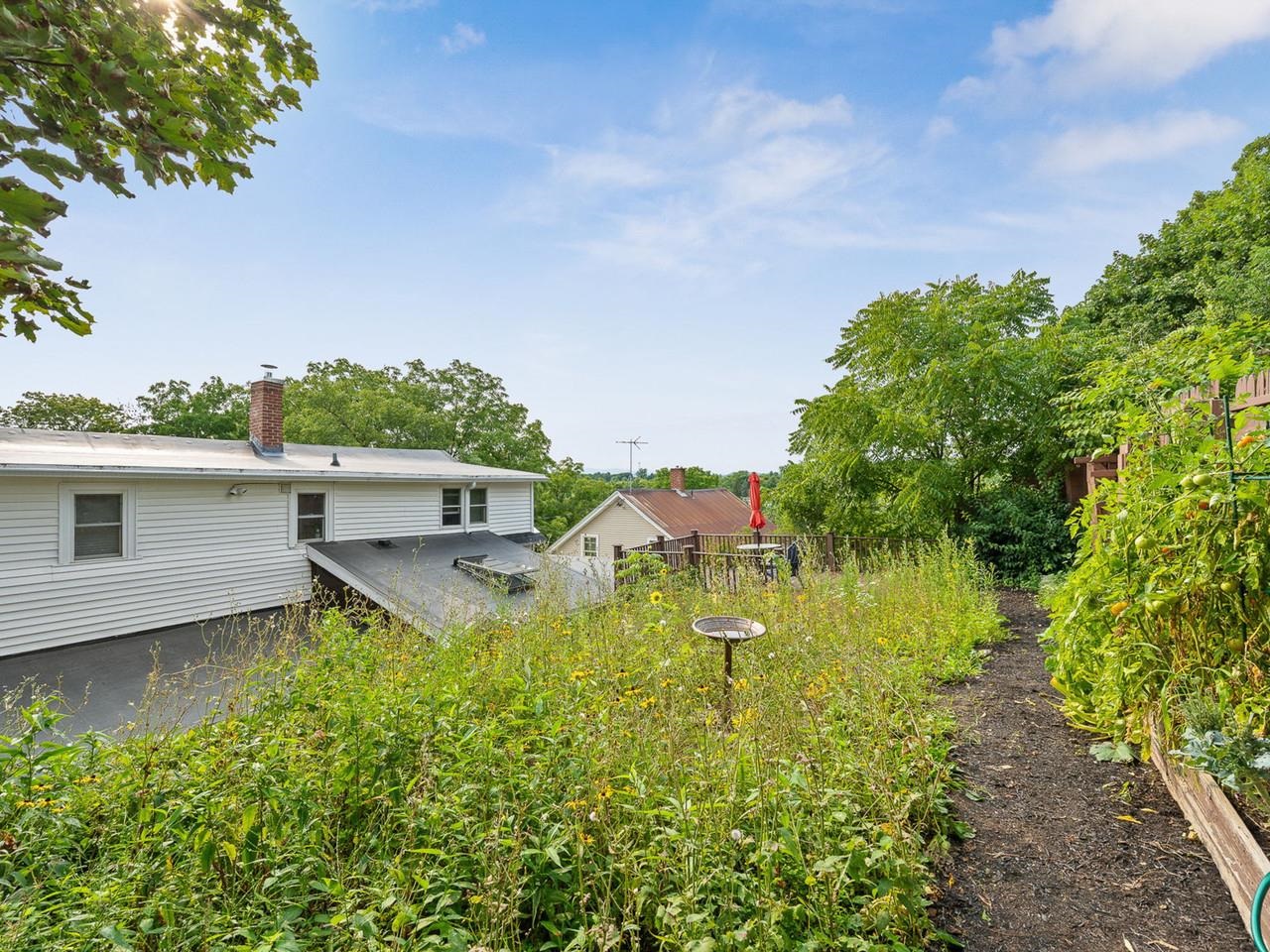 18 North Maple Street Property Photo 39