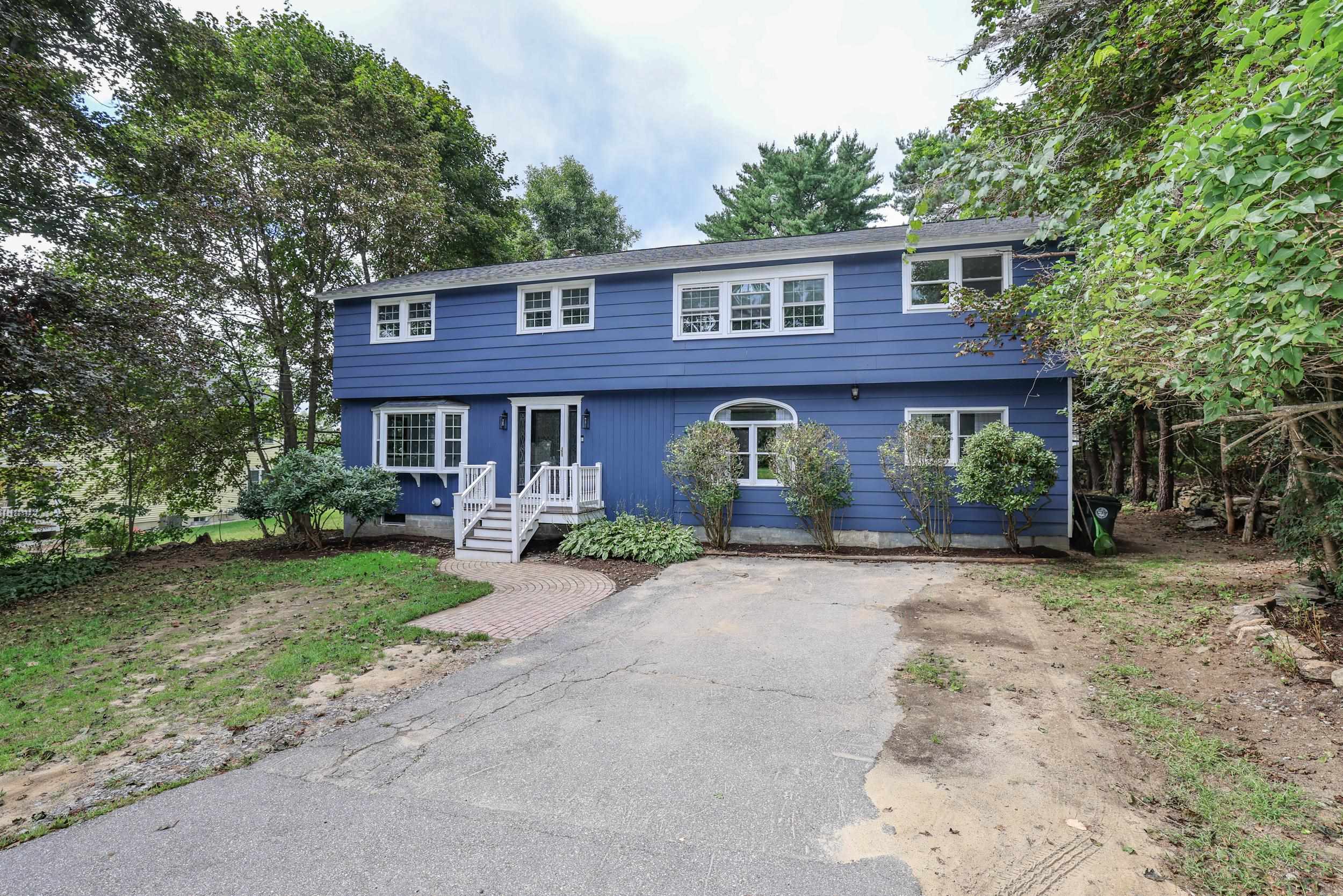 28 Swan Avenue Property Photo 1