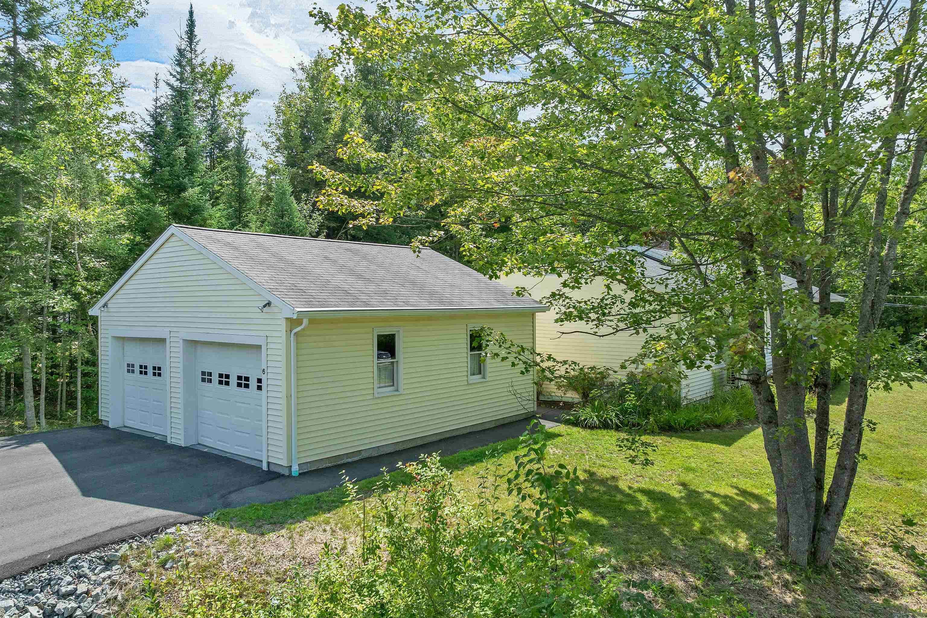6 Tuck Lane Property Photo 6