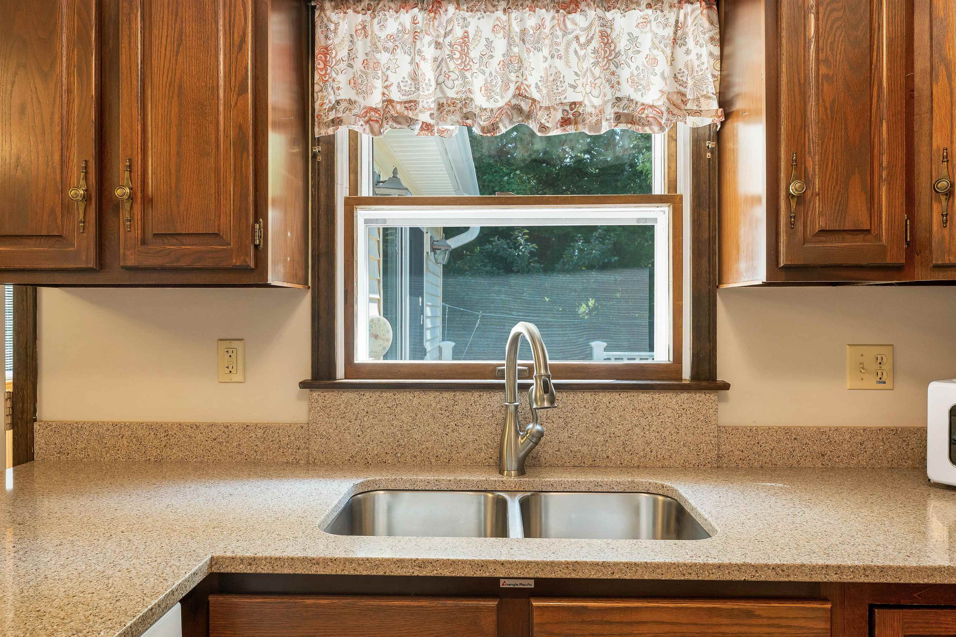6 Tuck Lane Property Photo 19