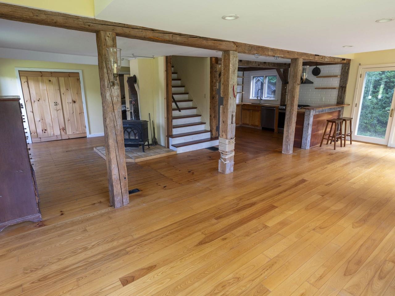 497 Elmore Road Property Photo 8