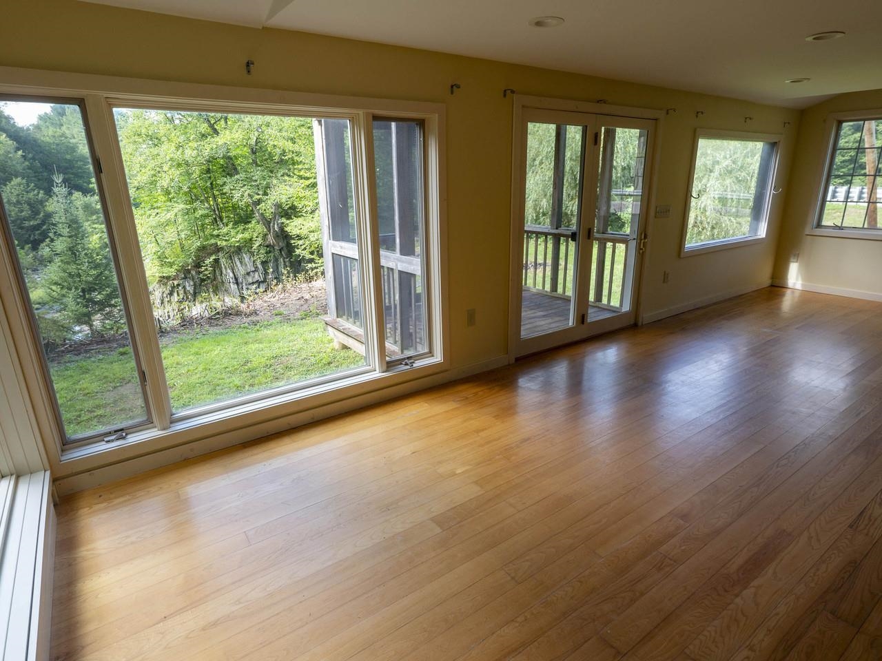 497 Elmore Road Property Photo 13