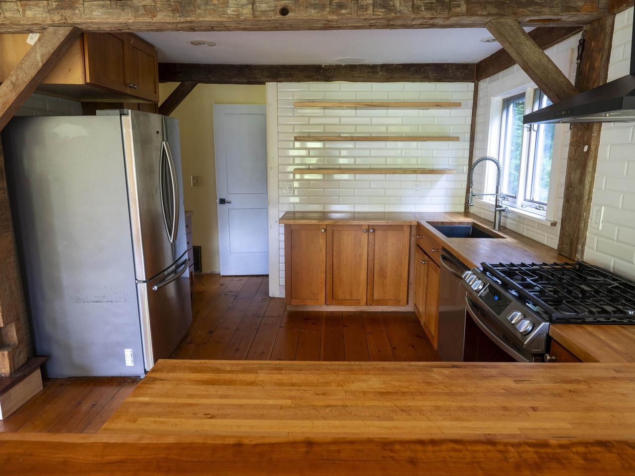 497 Elmore Road Property Photo 16