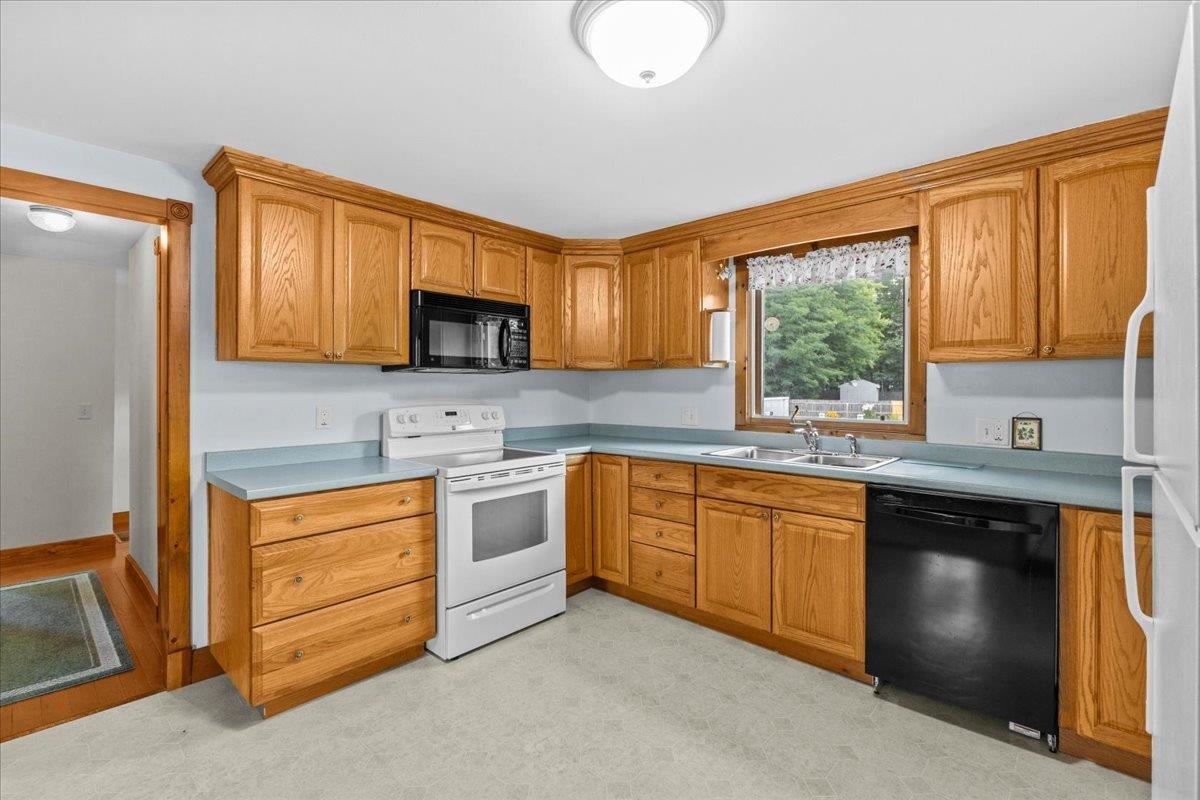 1 West Street Property Photo 10