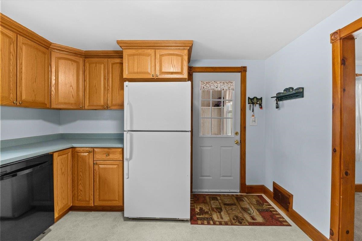 1 West Street Property Photo 13