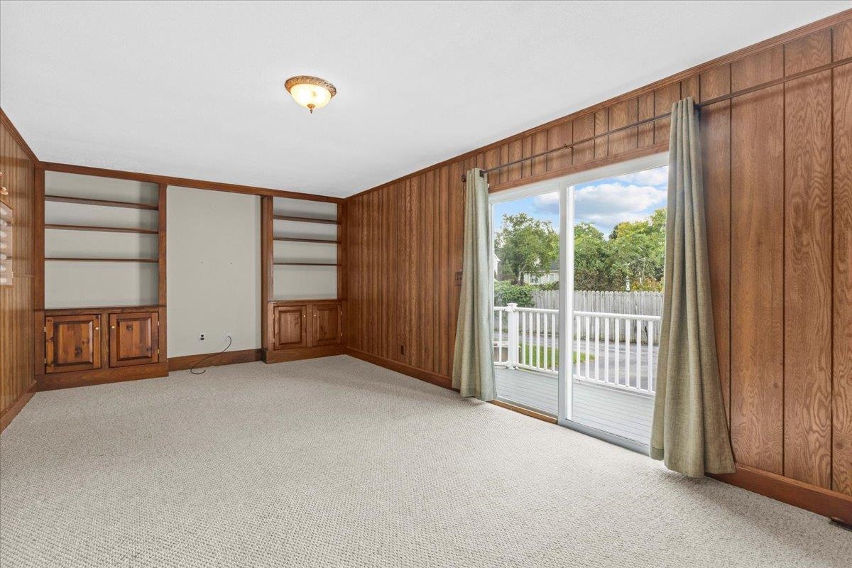 1 West Street Property Photo 16