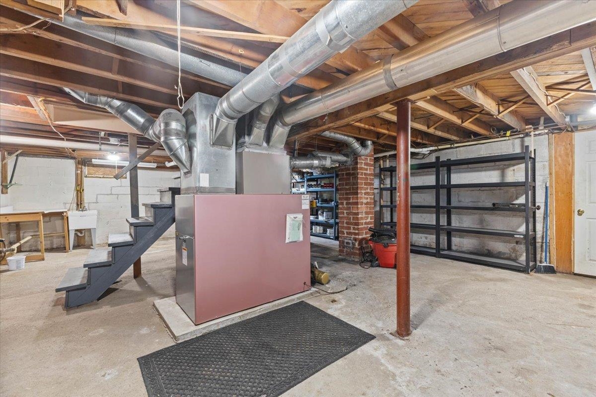 1 West Street Property Photo 32