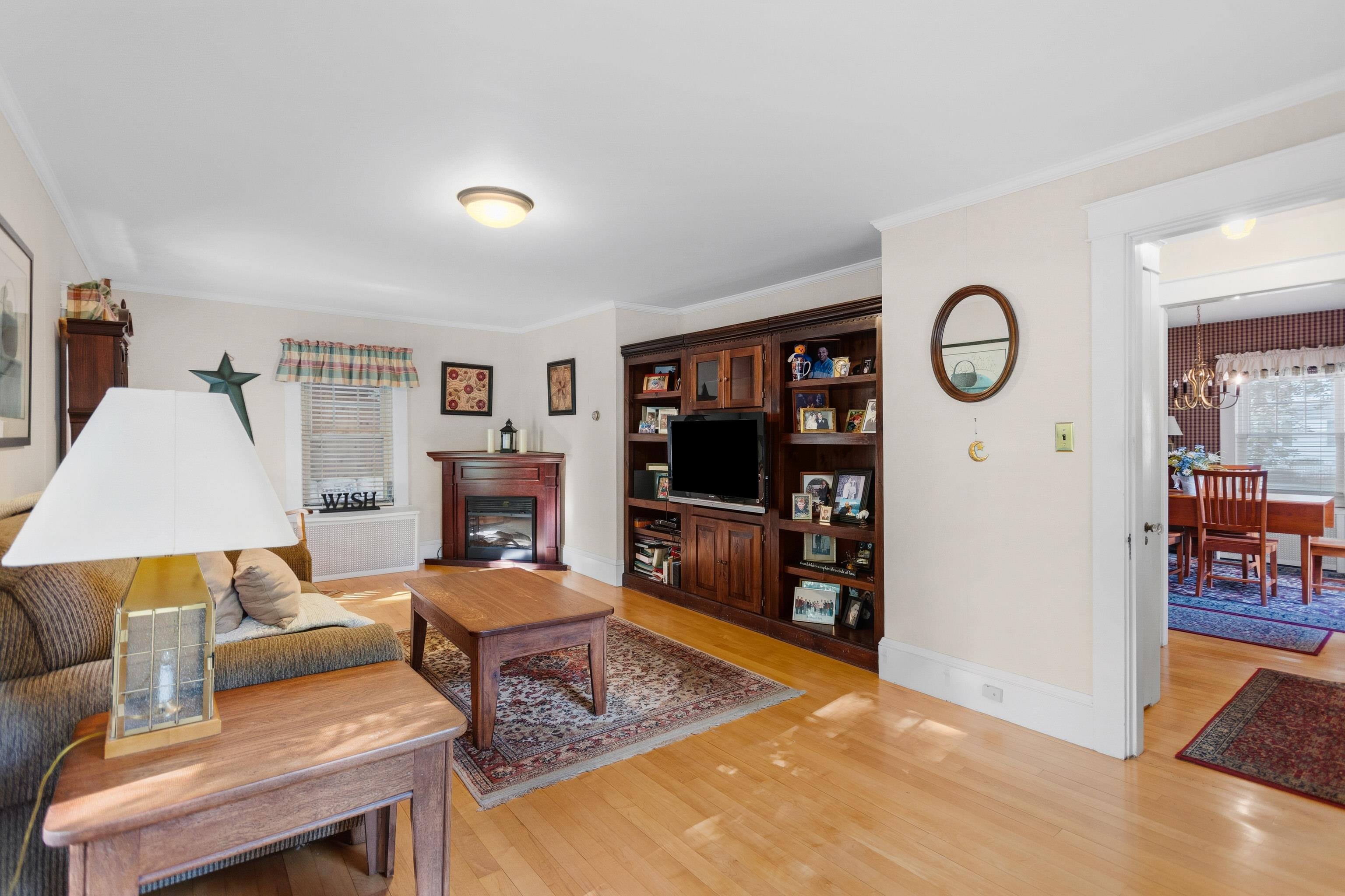 29 Roger Avenue Property Photo 17