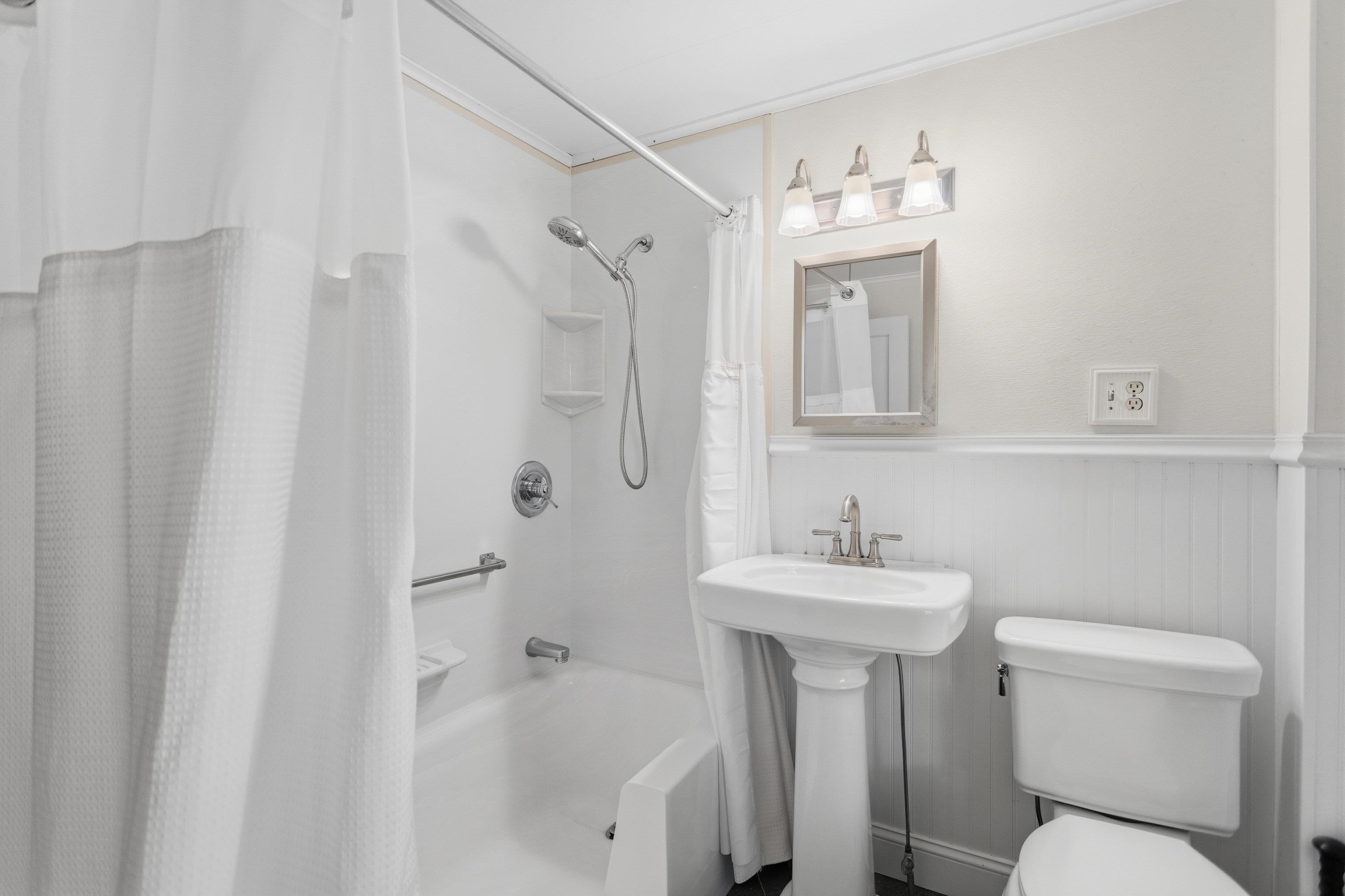 29 Roger Avenue Property Photo 20