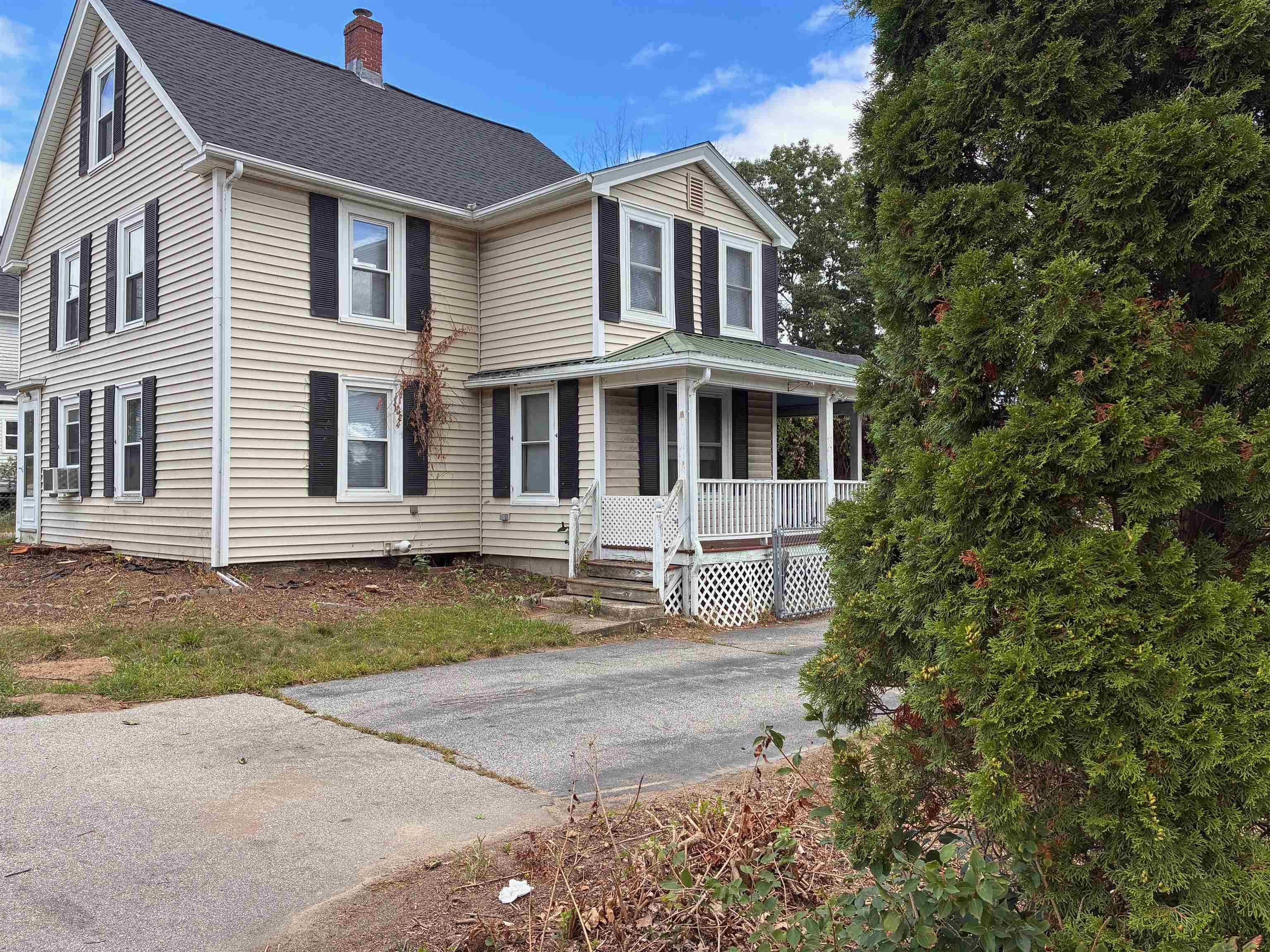 227 Main Street Property Photo 1