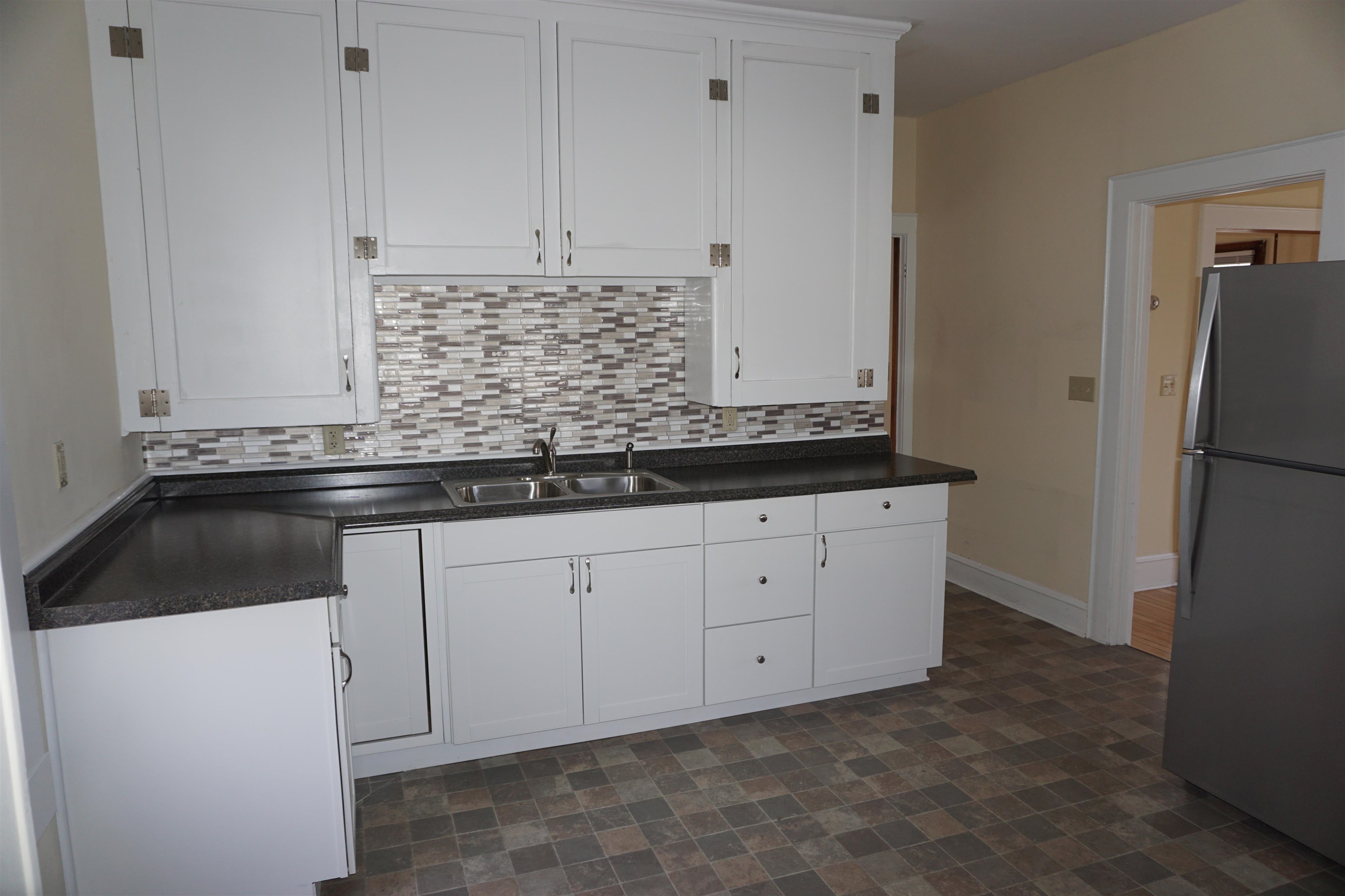 6 Adams Street Property Photo 33
